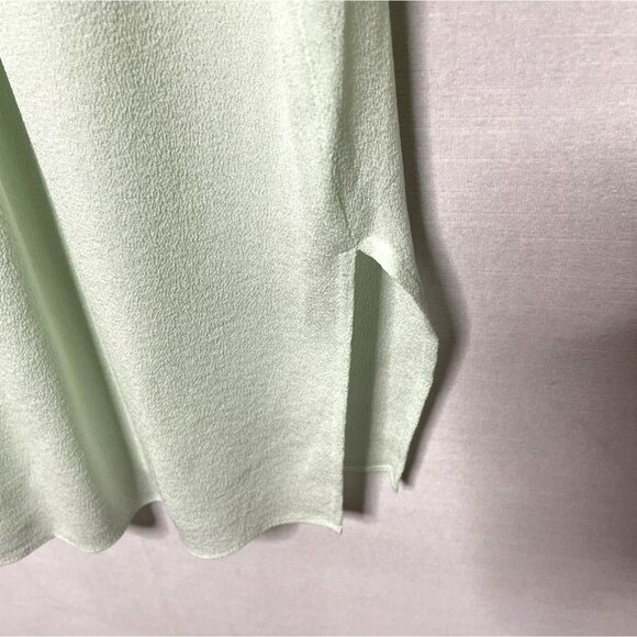 Vince Shirred Silk Blouse Womens Size Small Draped Front Light Green Long Sleeve - Picture 9 of 12